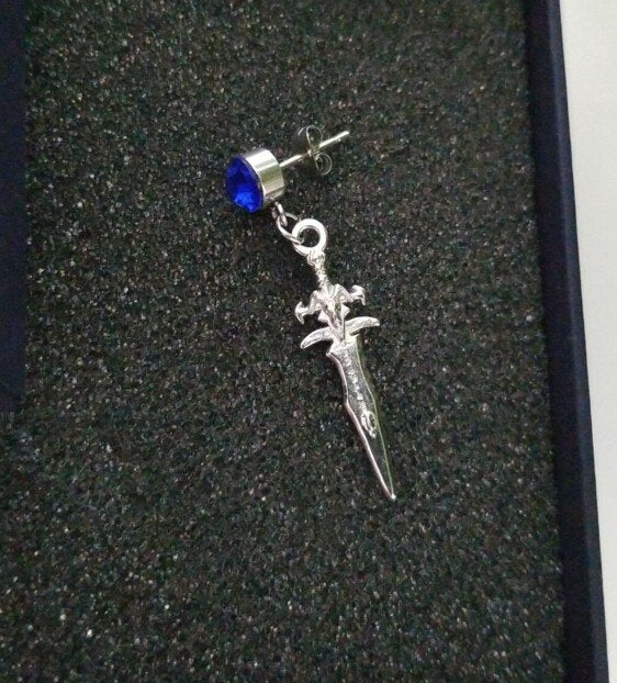 Spike stainless steel earring